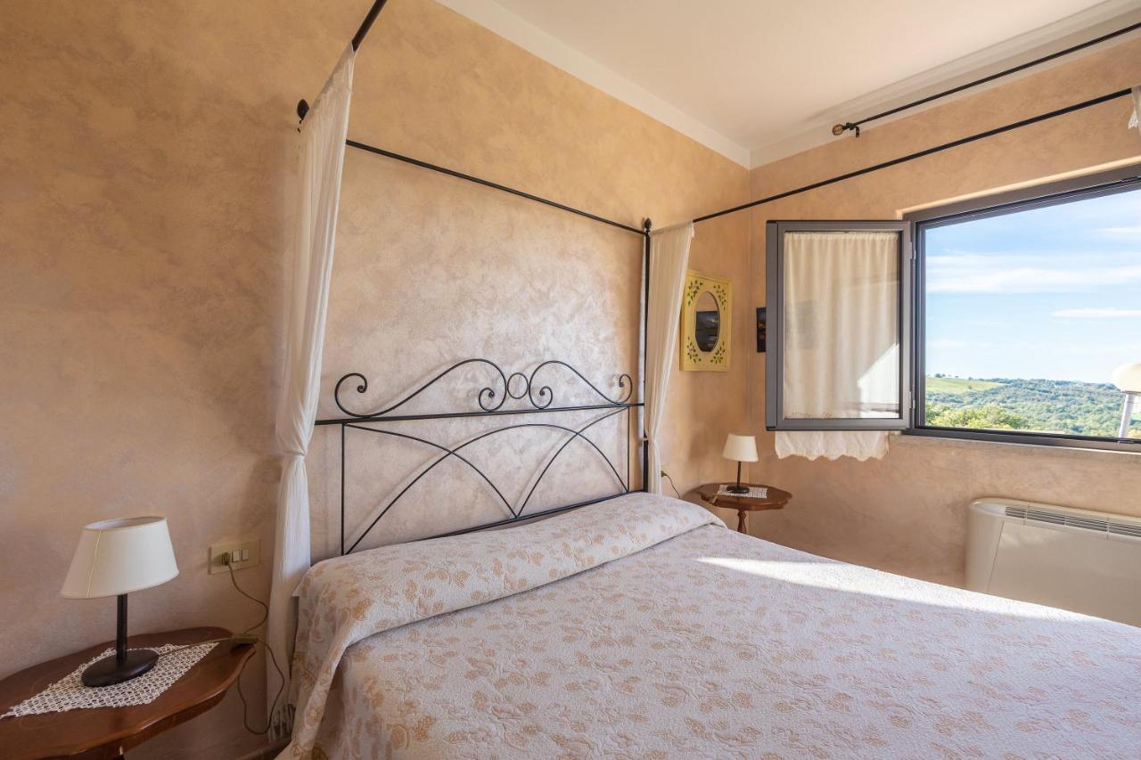 Agriturismo La Meria Semproniano Luaran gambar