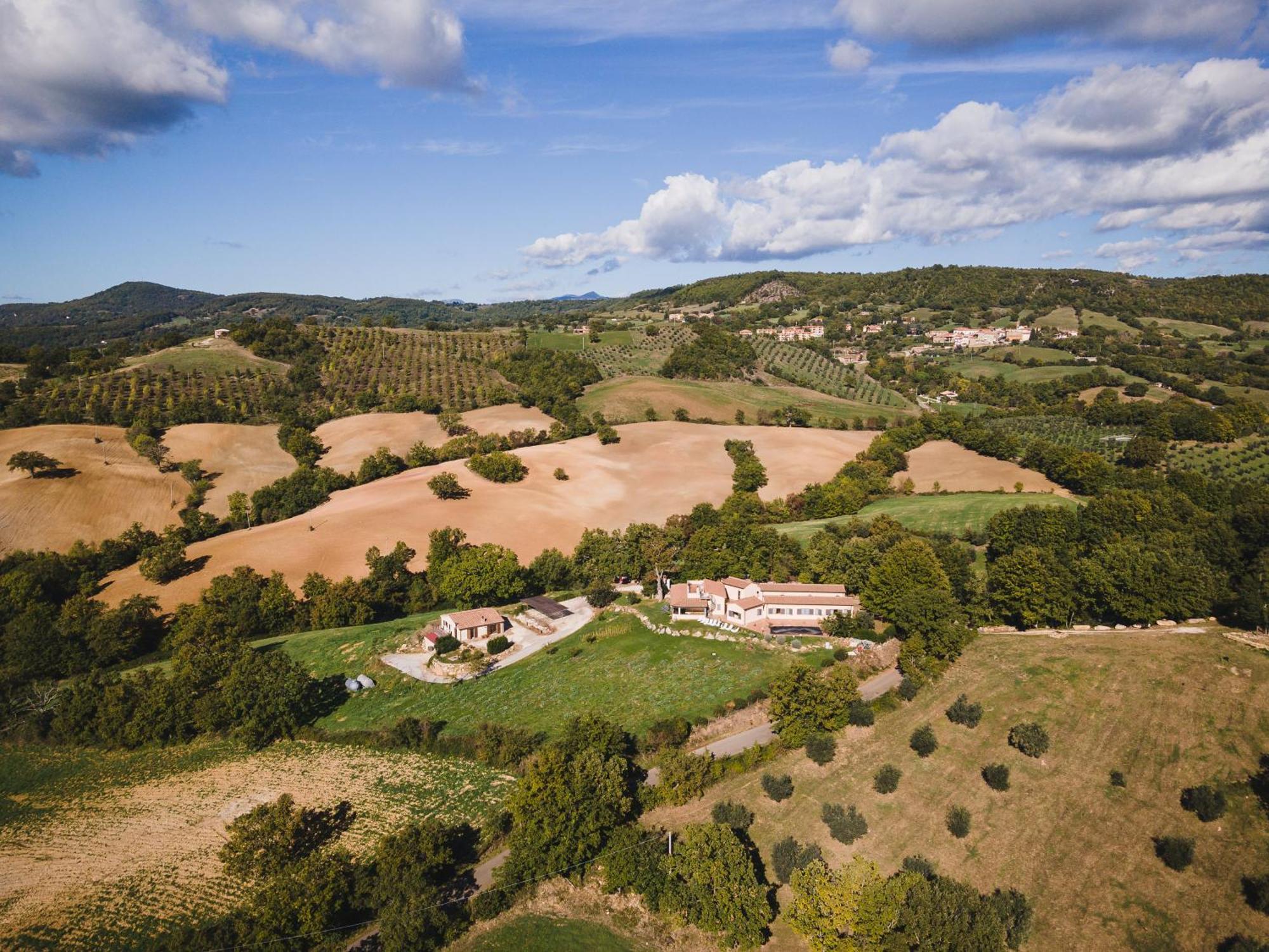 Agriturismo La Meria Semproniano Luaran gambar