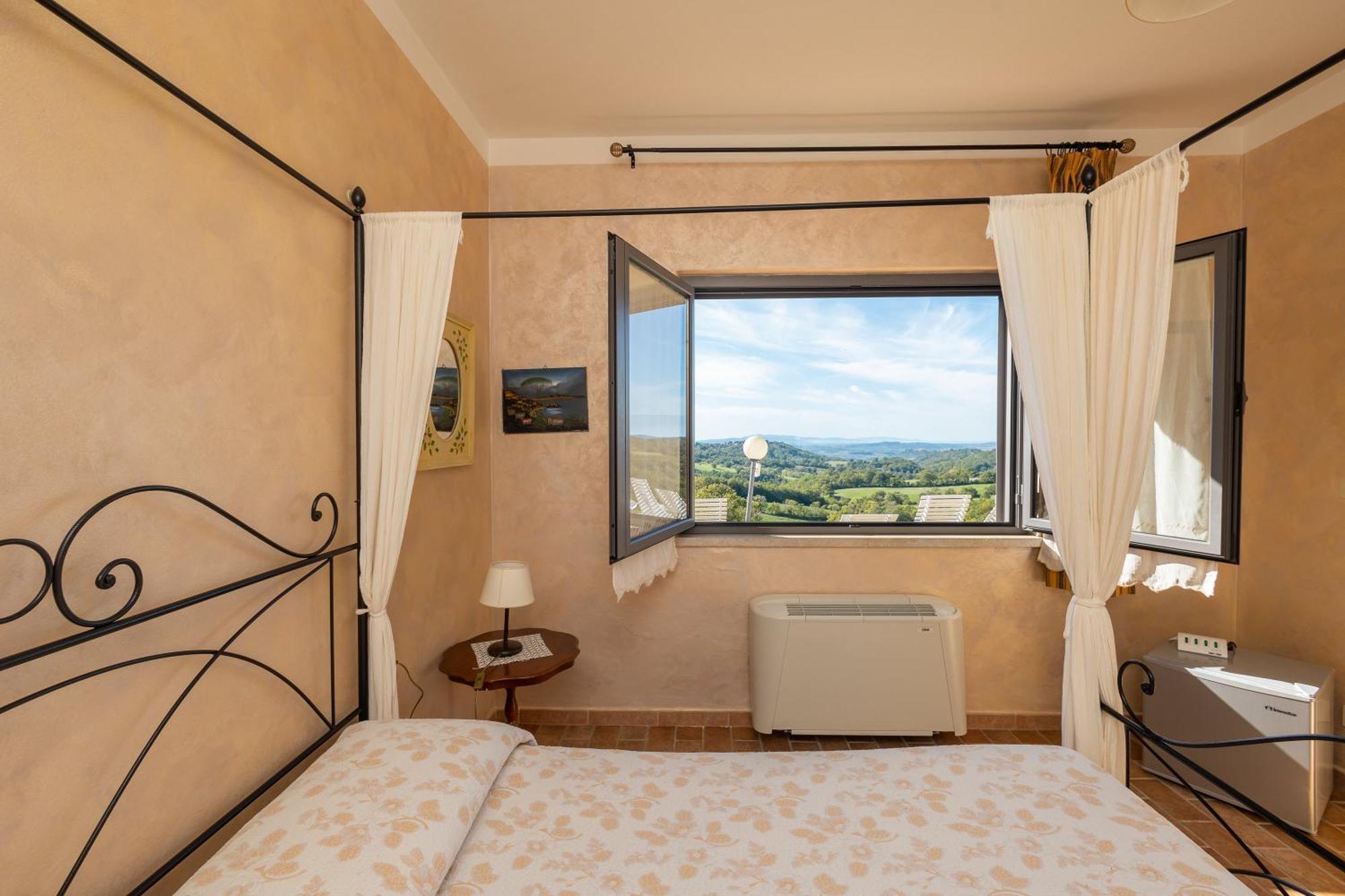 Agriturismo La Meria Semproniano Luaran gambar