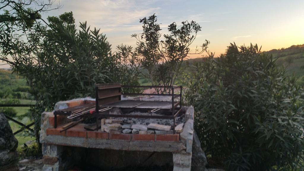 Agriturismo La Meria Semproniano Luaran gambar