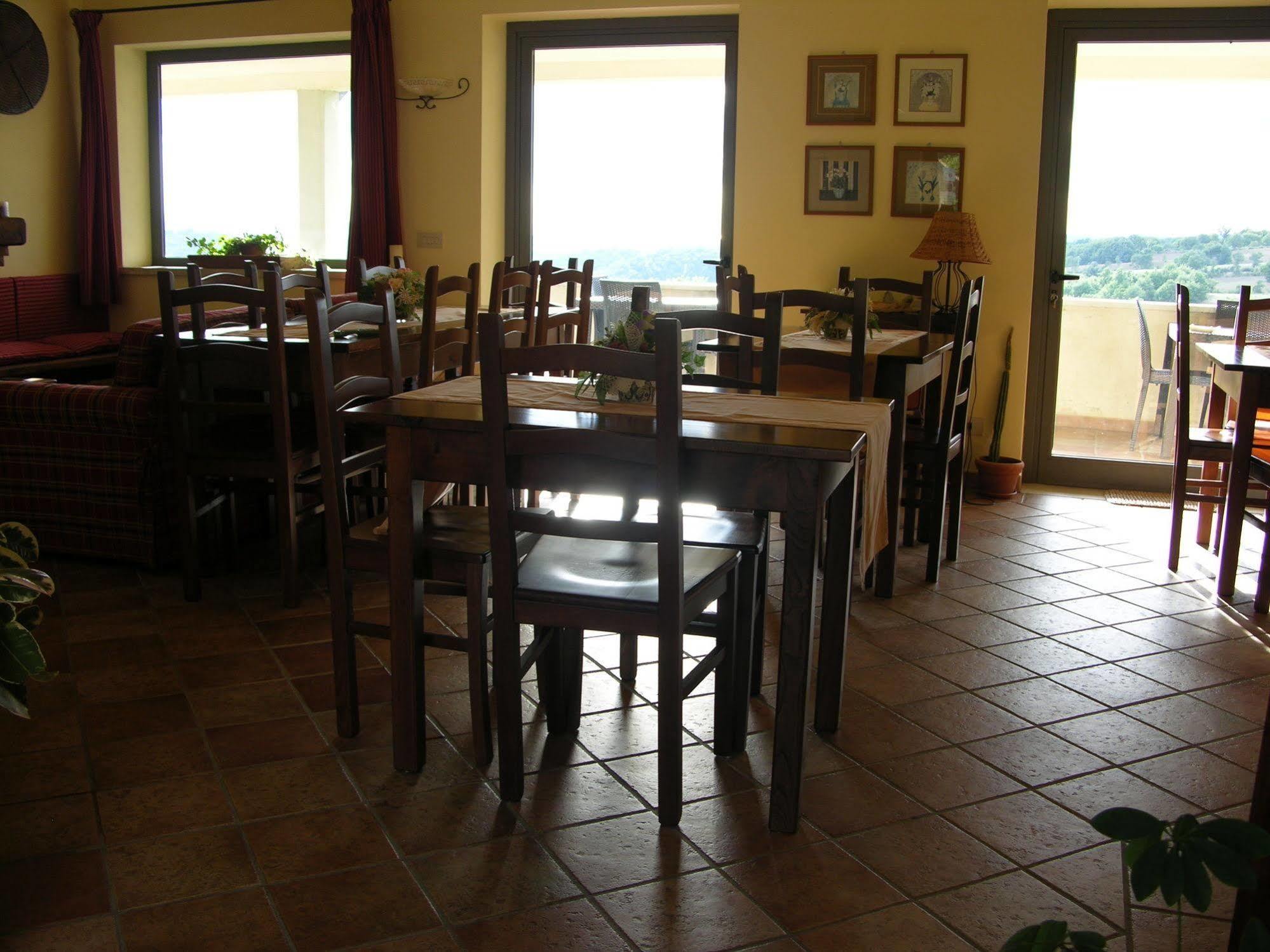 Agriturismo La Meria Semproniano Luaran gambar